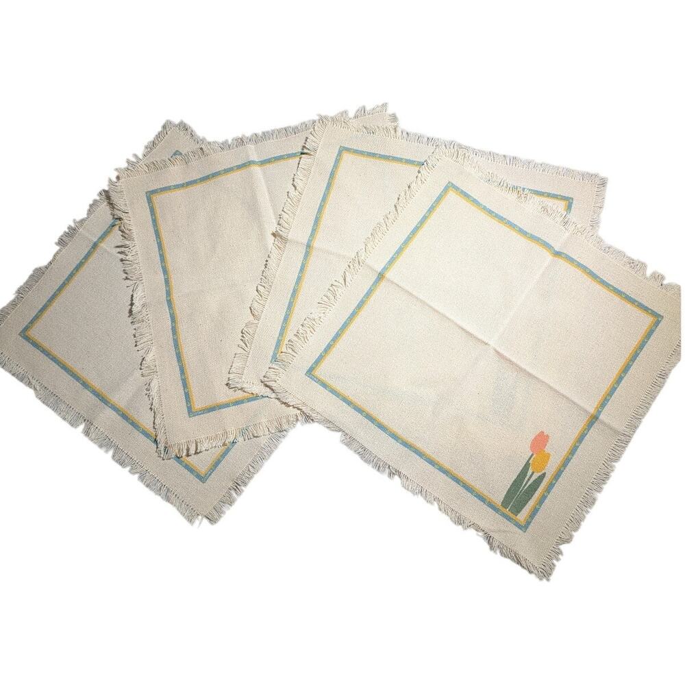 Vtg 1970s Set of 4 Ivory Tulip Patterned Square Fringe Trim Fabric Placemats